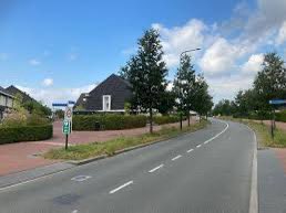 Amendement <a href="/hartvblaricum/">hartvoorblaricum</a> #Floris V dreef in #blaricummermeent breed aangenomen.
Herkansing om oversteken veilig te maken binnen reeële kaders.
Geen populistische aanpak van ex-wethouder verantwoordelijk voor #HOV bus door deze woonwijk.