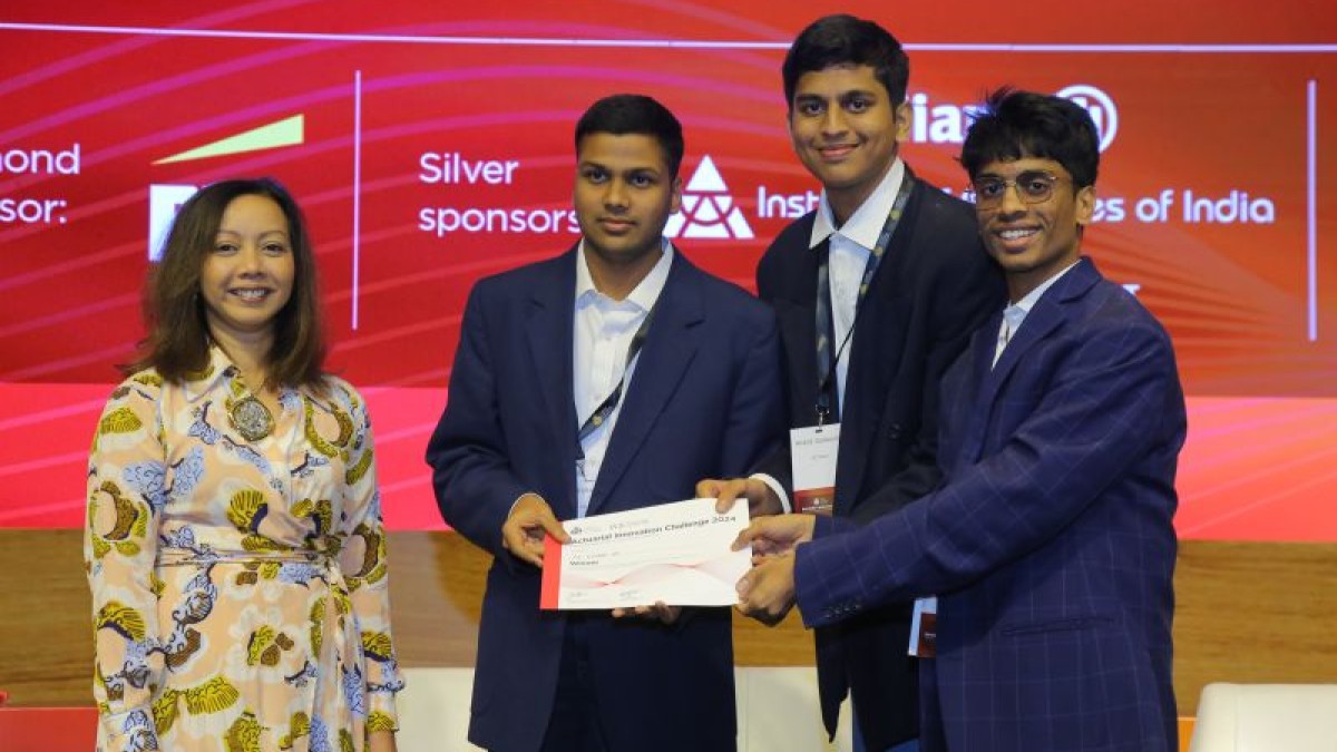 SSSIHL's tweet image. SSSIHL&apos;s Actuarial Alchemist team wins the Actuarial Innovation Challenge at #IFoAIndia2024! Kudos to the team for their achievements in #actuarialscience and #Innovation.
For more: sssihl.edu.in/sssihl-ifoa-20…