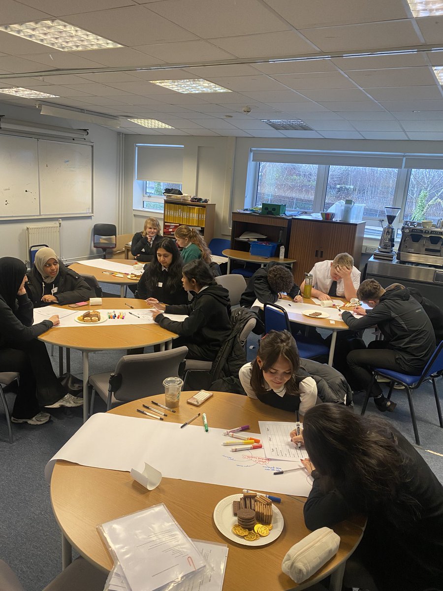 rosshallMHA's tweet photo. Mental Health Ambassadors hard at work! @RosshallAcademy https://t.co/rEix4kTZHi