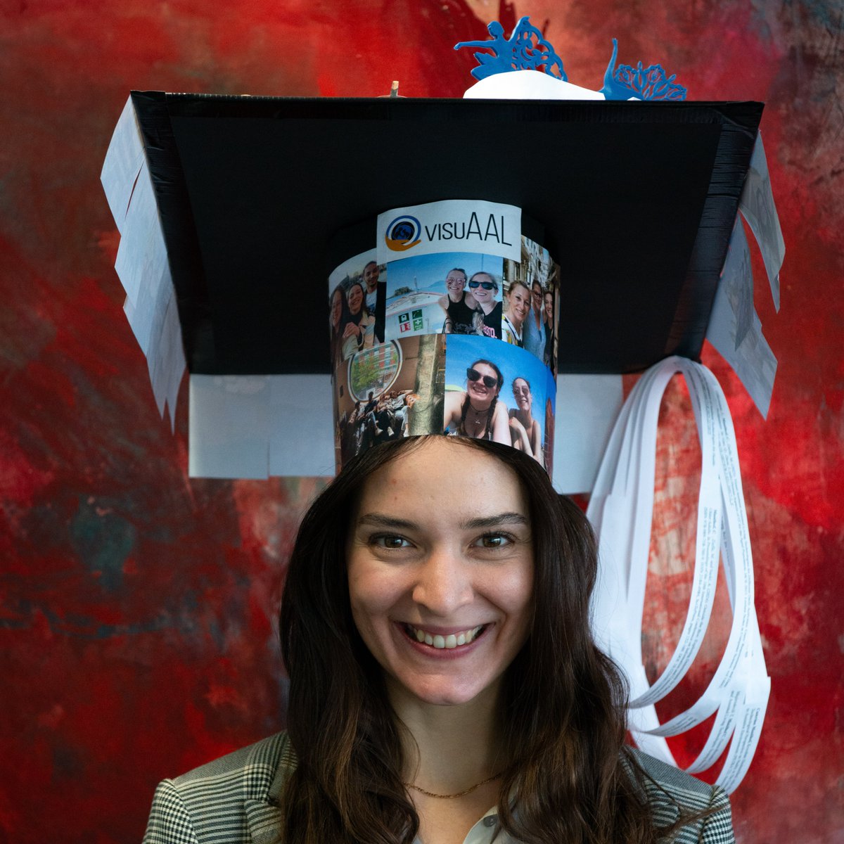 🎉 Congrats to Dr. <a href="/CateriMaidhf/">Caterina</a> for successfully defending her PhD: "Privacy and Acceptance Perceptions of Video-Based AAL Technologies" at RWTH Aachen! Her work paves the way for privacy-respecting, user-centred healthcare solutions for ageing populations 🎓 #PhDDefense #AAL