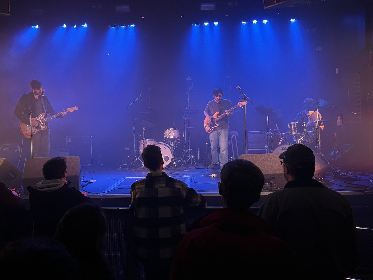 Karate &amp; Tangled Hair <a href="/rescuerooms/">Rescue Rooms</a> last night 🎸