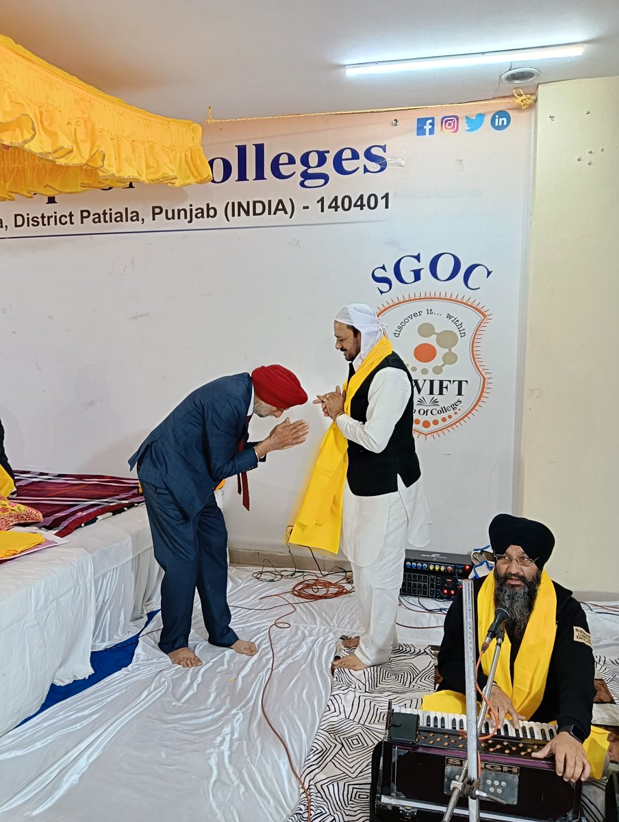 Swiftcolleges's tweet photo. Swift group of colleges celebrated its founders day on 16th December by organising Sri Sukhmani Sahib path in the campus. #sukhmanisahibpath🙏 #Swiftgroupofcolleges #FoundersDay #founders #Rajpura #punjab https://t.co/5buYIkFxHX
