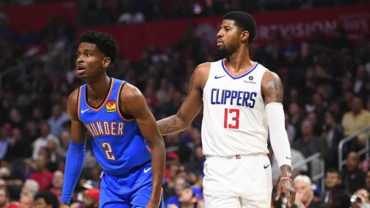 basit_teknik's tweet photo. 8️⃣ Paul George &amp; Clippers (2019)

Paul George ➡️ Clippers
Shai Gilgeous-Alexander, Danilo Gallinari &amp; 5 adet 1. tur draft hakkı + 2 takas hakkı ➡️ Thunder

📝 Bu dev takas, Kawhi Leonard'ın Clippers’a katılmasını da sağladı. Thunder ise geleceğini draftlarla şekillendirdi. https://t.co/8ZhMCvs6lw