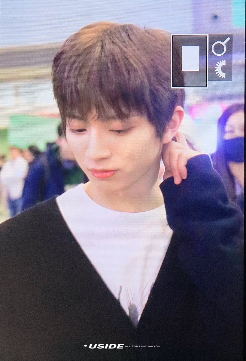 USIDE_0514's tweet photo. 1218 pek 到达 pre

欢迎佑佑回家～👏

#刘冠佑 #liuguanyou #유관우 https://t.co/iRrDB3whXE