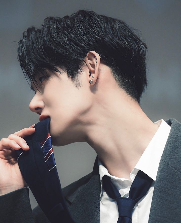 Wrapping up for the day. Peace out, The Headliner Office!