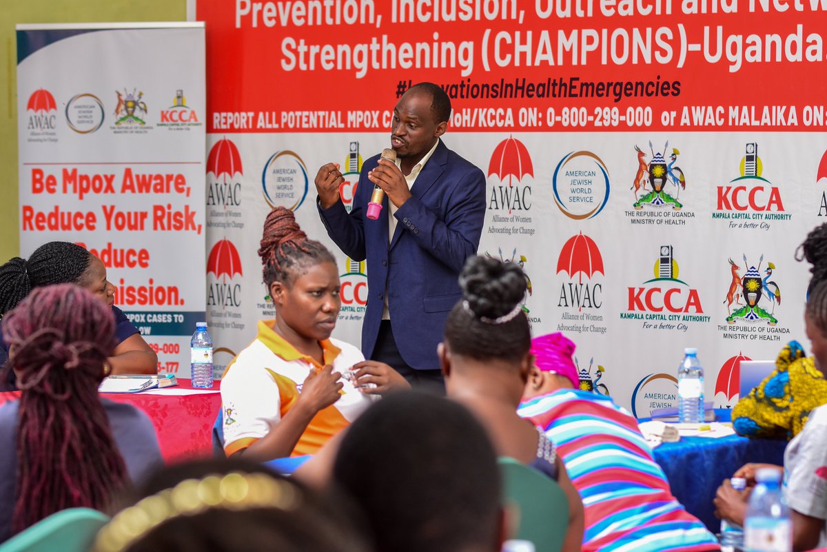 awacuganda's tweet photo. Mr. Privatol Ainembabazi from @IDIMakerere leads a session on the symptoms, prevention strategies, and care pathways for Mpox. He points out that while Mpox, chickenpox, and smallpox share similarities, Mpox is distinguished by lymph node swelling, which is not present in chickenpox or smallpox. He also emphasizes the importance of counseling and psychological support, noting that individuals suspected of having Mpox, as well as their contacts, should be counseled on the disease, its causes, treatment options, possible outcomes, and recovery process.

#InnovationsInHealthEmergencies

@MinofHealthUG @KCCAUG @IDIMakerere