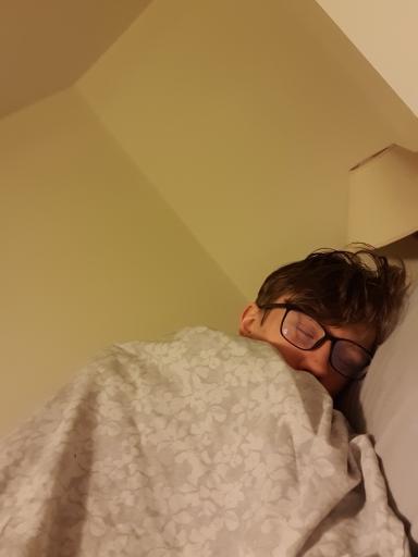 german bedtimes stories be like:

"and then der kankermonster ripped his testicles off, the end"

das kinder: