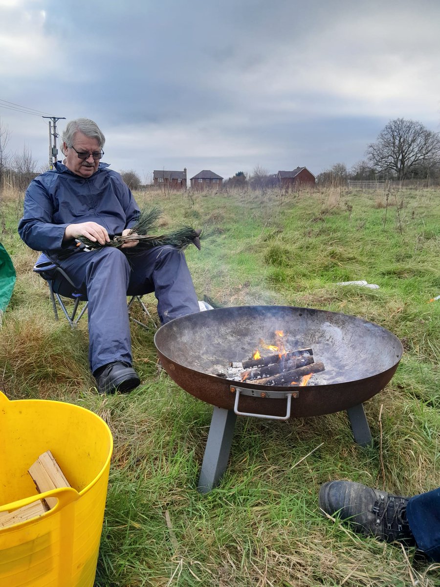 It was the final session before Christmas for our Trefnant volunteers last week, so they spent it making lovely Christmas wreaths around the fire.

A big thank you for all you hard work this year - we hope you all have a wonderful Christmas and New Year 🎅