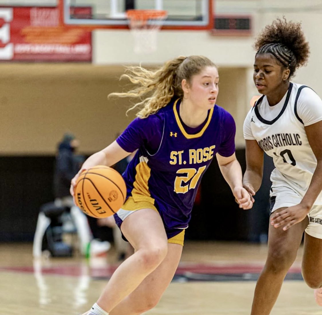 One of the nation’s best HS guards you’ve probably never heard of: JADA LYNCH 

w/ Belgium:
2023 FIBA U16 Euro Championship
avg 14.1 PPG, 6.7 RPG, 3.4 APG

21 points against Slovenia
17 points against Turkey 
23 points &amp; 13 rebounds against Israel

2024 FIBA U16 Euro Championship