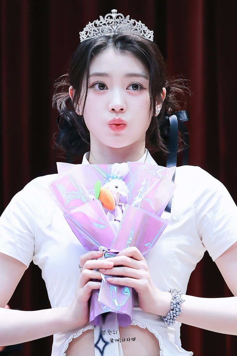 Shineting1112's tweet photo. #션샤오팅 #심소정 #Xiaoting
#Kep1er #케플러
#팅이두찰칵

2024.11.23 메이크스타
👸💐 https://t.co/XWMZa7vt75
