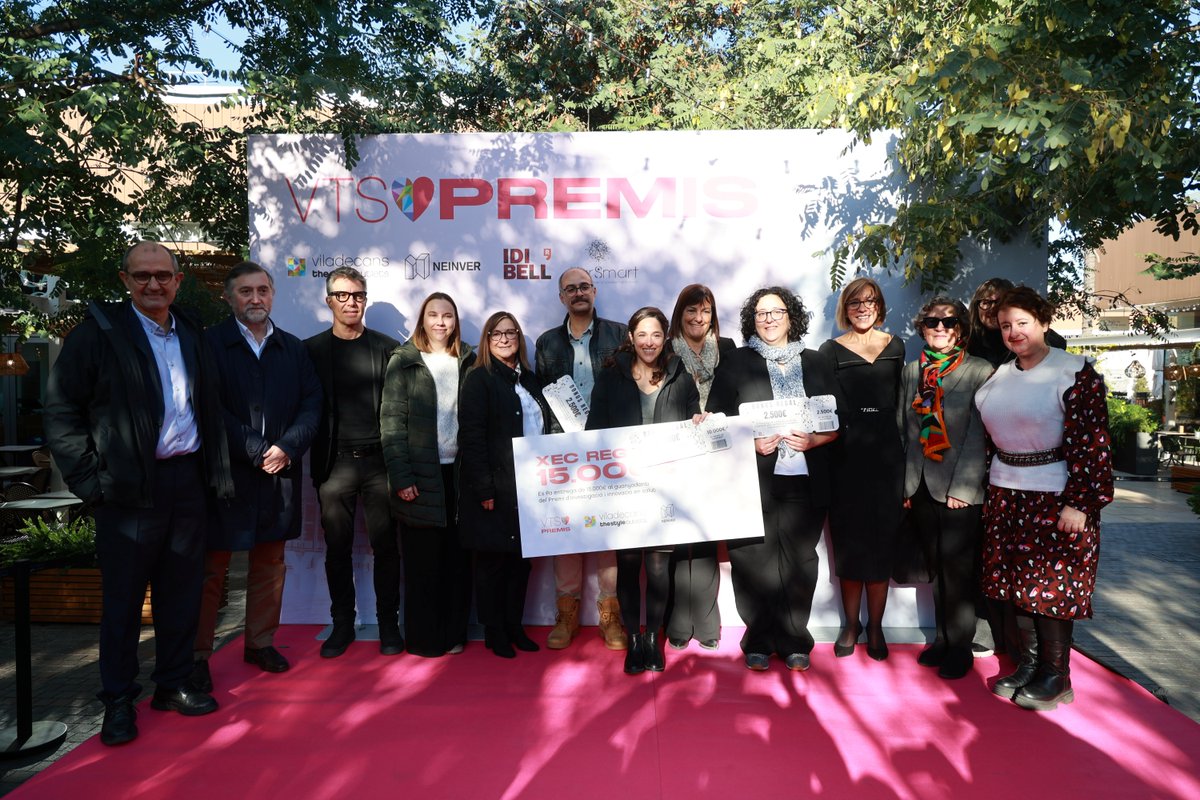 Viladecans The Style Outlets entrega el III Premi d’Innovació en Salut, en col·laboració amb l'IDIBELL-XarSMART.
🏅El  projecte guanyador ha estat GAIN-EC, una innovadora eina per a identificar el càncer d’endometri a partir d’una prova d’orina.
🆕idibell.cat/2024/12/vilade…