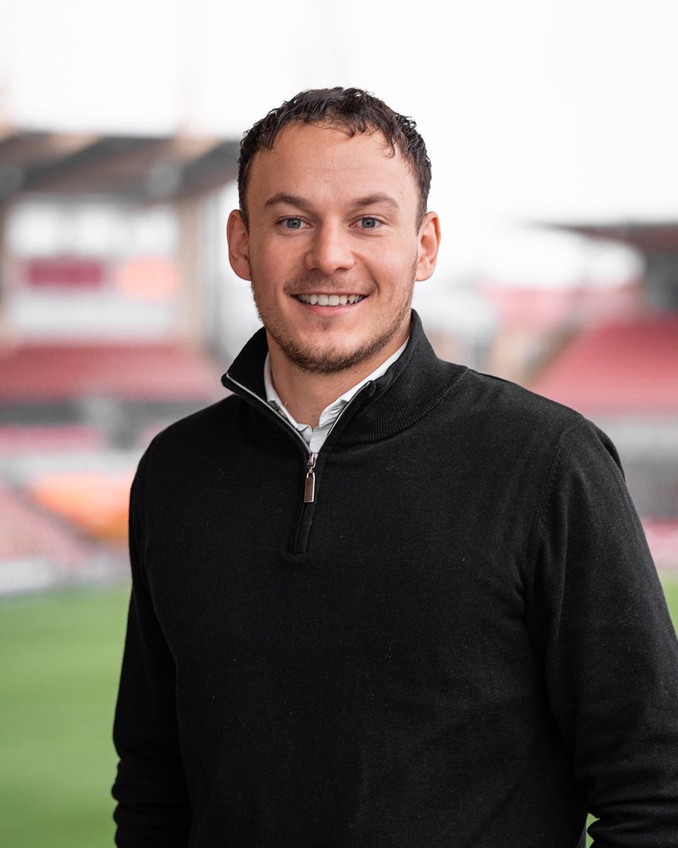 👋 ÖSK-kontoret utökas med en ny säljare. Varmt välkommen Alexander Lindgren!

🔗 oskfotboll.se/osk/aktuellt/n…