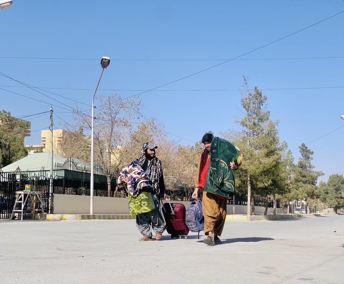 baluch_09's tweet photo. Winter vacations! 
No, our hostel is sealed. 
#SaveBMC #SaveBMCHostels #SaveBMCStudents 
#StopMilitarisationOfBMC https://t.co/797GAl5k3O