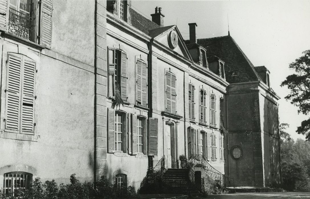 Fondation Mérimée tweet media