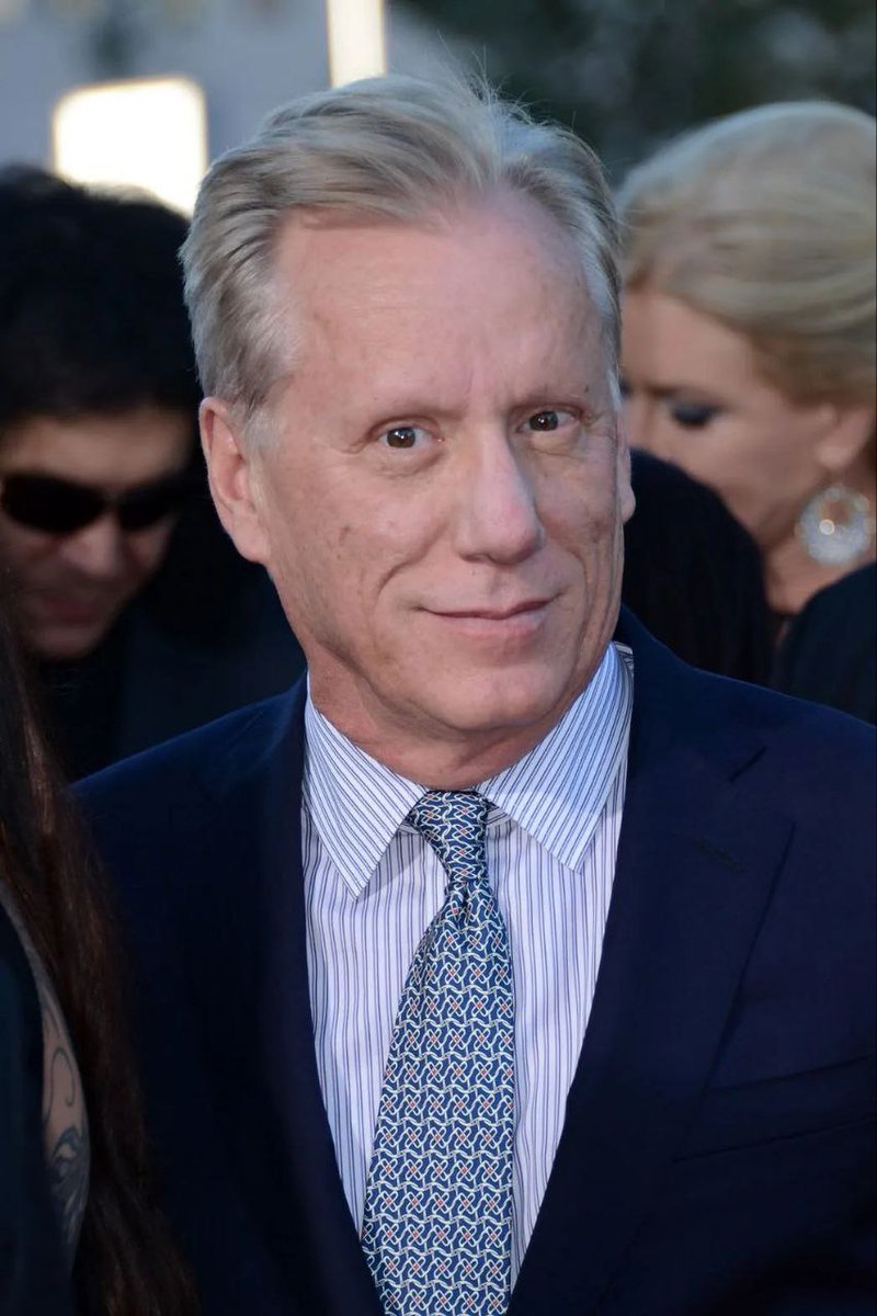 SaveAmericaNew's tweet photo. 🚨BREAKING: James Woods has said: "One day we will realize that the Barack Obama presidency was the biggest FRAUD ever perpetrated on the American people."

Do you agree with James Woods? 
YES or NO? https://t.co/4xJHQYK9ZW