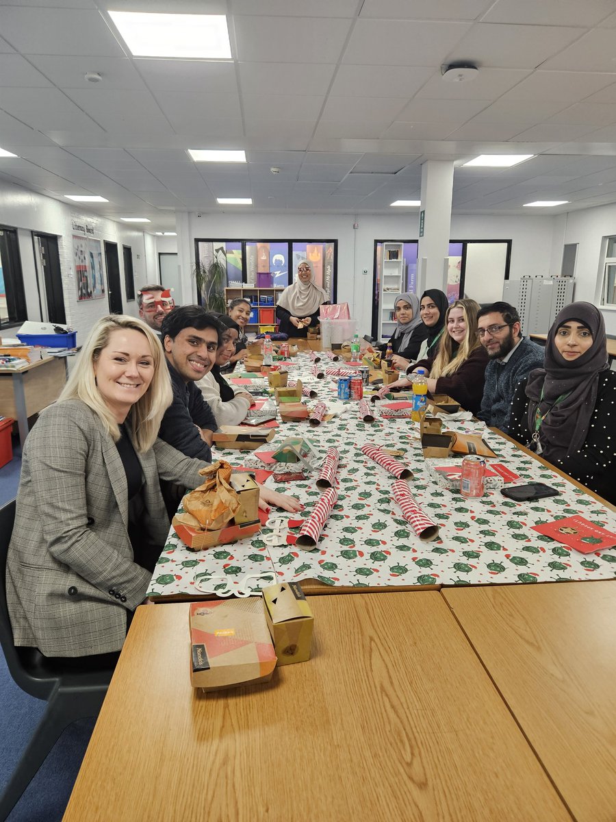 The most supportive and amazing English team under the leadership of the incredible <a href="/MissJablonska/">Klaudia Jablonska</a>. Perfect!
<a href="/mr_iqz/">Mr Iqz</a> <a href="/SBAEnglish/">Shayon Banerji</a> <a href="/RunaSherazi/">Runa Sherazi</a> <a href="/Sa4bha_A/">Saabha.Ariif</a>