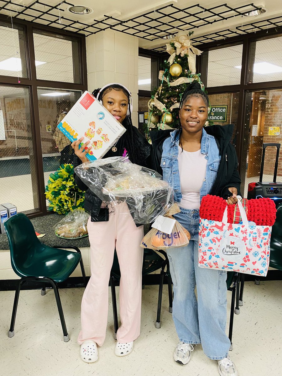 Peggy Bonbrisco tweet media