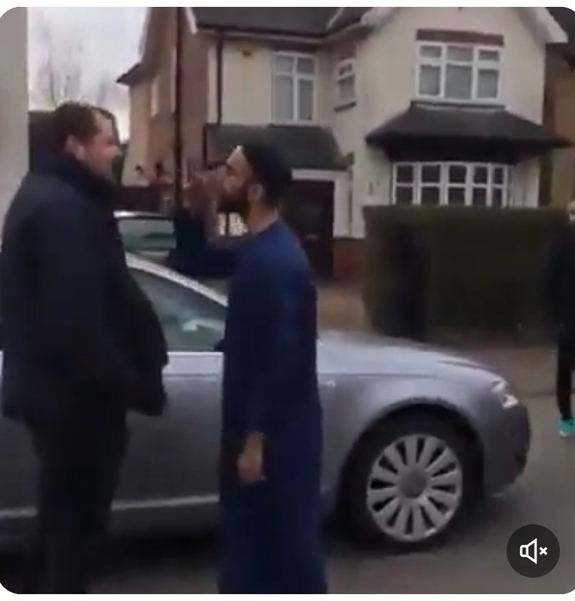 Theo Svensk tweet media