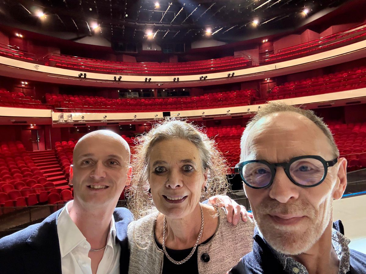 As chair of the Board of the National Opera&amp;Ballet I am delighted to announce our appointment of Ernst Meisner as new director of ballet as of Aug 2026 succeeding Ted Brandsen. Ernst is an accomplished dancer, choreographer, leading the junior company &amp;dance academy &amp;much more 💐
