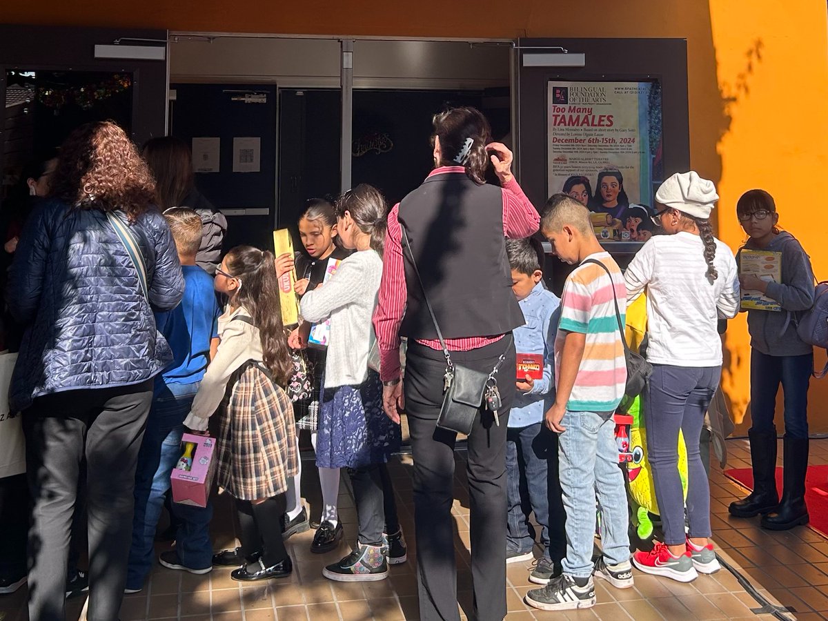 Dr. Karla V. Estrada (@lausddepsupinst) on Twitter photo This past weekend, our Dual Language Education students enjoyed the play, Too Many Tamales. The playâs heartwarming story celebrated Latinx culture, family, and the power of truth. đ
A huge thank you to <a href="/MMEDLAUSD/">MMED</a> and all our amazing students, teachers, and families. This past weekend, our Dual Language Education students enjoyed the play, Too Many Tamales. The playâs heartwarming story celebrated Latinx culture, family, and the power of truth. đ
A huge thank you to <a href="/MMEDLAUSD/">MMED</a> and all our amazing students, teachers, and families.