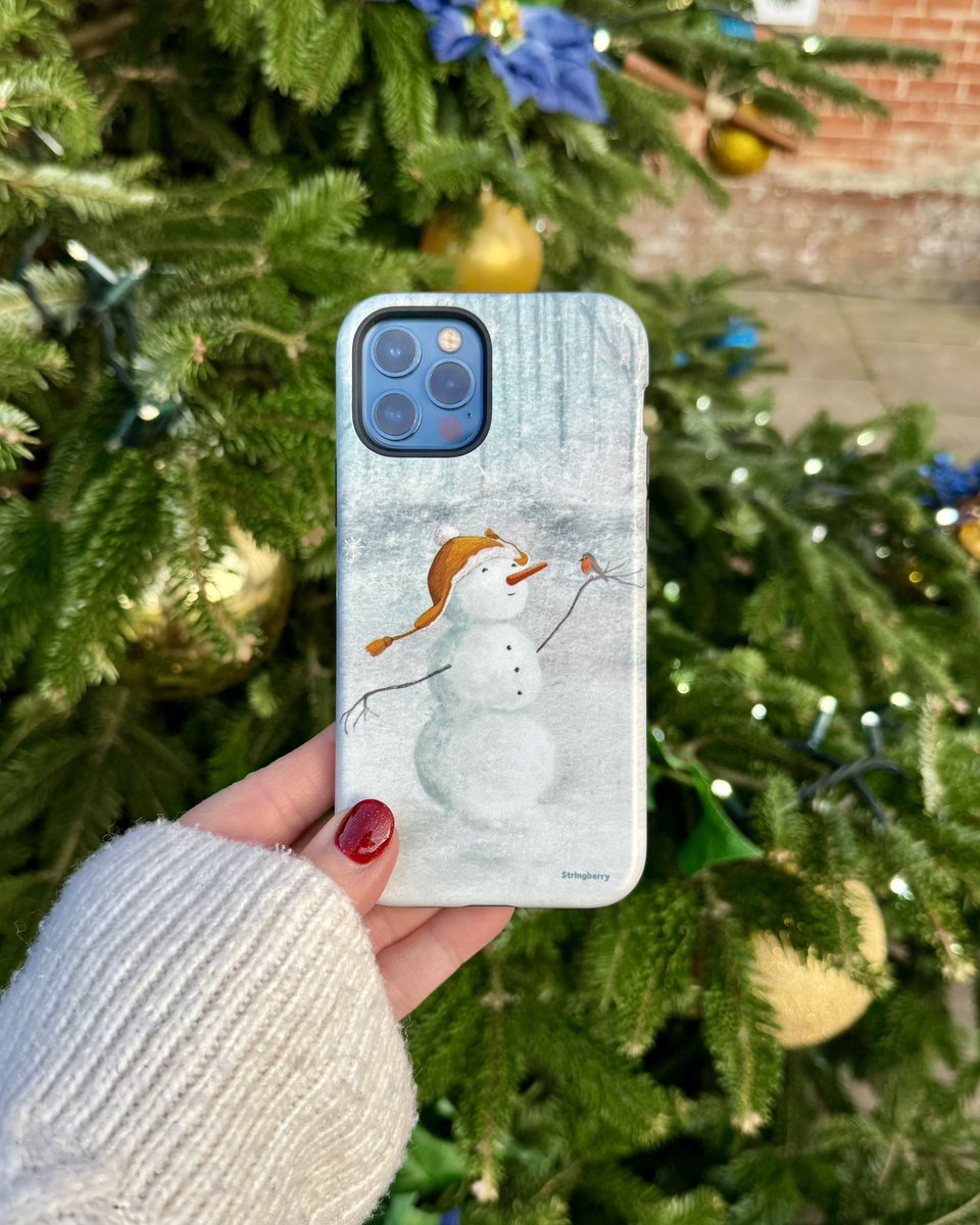 StringberryUK's tweet photo. Welcome winter with our delightful snowman themed phone cases! Four distinct designs that bring the winter vibes. Keep your style chilled. ⛄❄ 

#ChilledStyle #WinterVibes #PhoneDesigns https://t.co/uXFFhGXCkZ