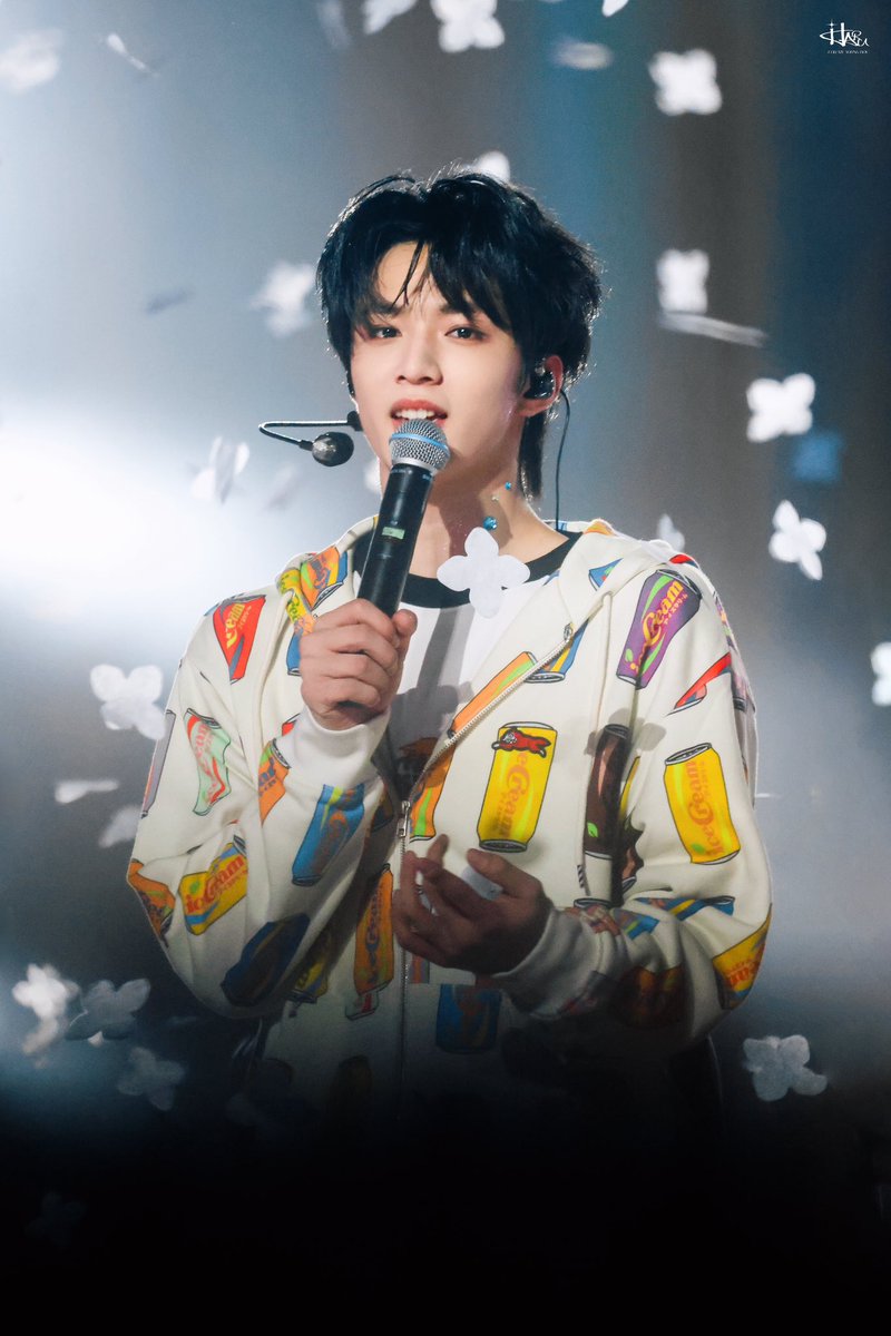 NatunightH's tweet photo. 241123-24 데뷔 오주년콘서트 in ChongQing

#刘耀文  #유요문 #류야오원 #TNT #Teensintimes #시대소년단 #liuyaowen #时代少年团 https://t.co/PzCI8BvThd
