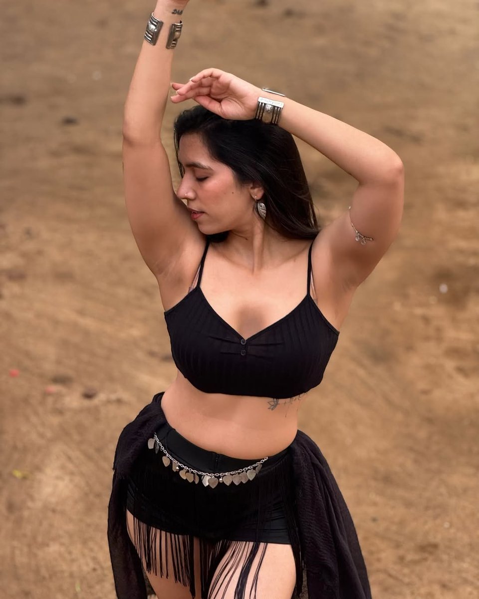 ActrezHub's tweet photo. #SumanModi #Suman https://t.co/5x15IFEPEc