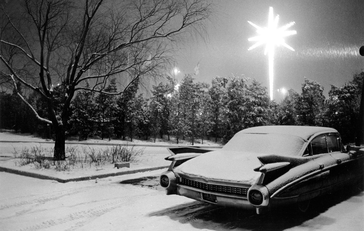 Closing for the holidays. Wishing everyone a restful holiday season.  

We will reopen to the public with new exhibitions on January 27.