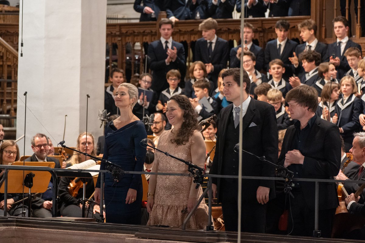 Programmtipp! MDR Klassik, rbb3 und NDR Kultur senden heute ab 20 Uhr die Aufzeichnung unserer diesjährigen Aufführungen des Weihnachts-Oratoriums mit dem Thomanerchor #Leipzig unter der Leitung von Thomaskantor Andreas Reize. mdr.de/mdr-klassik-ra…