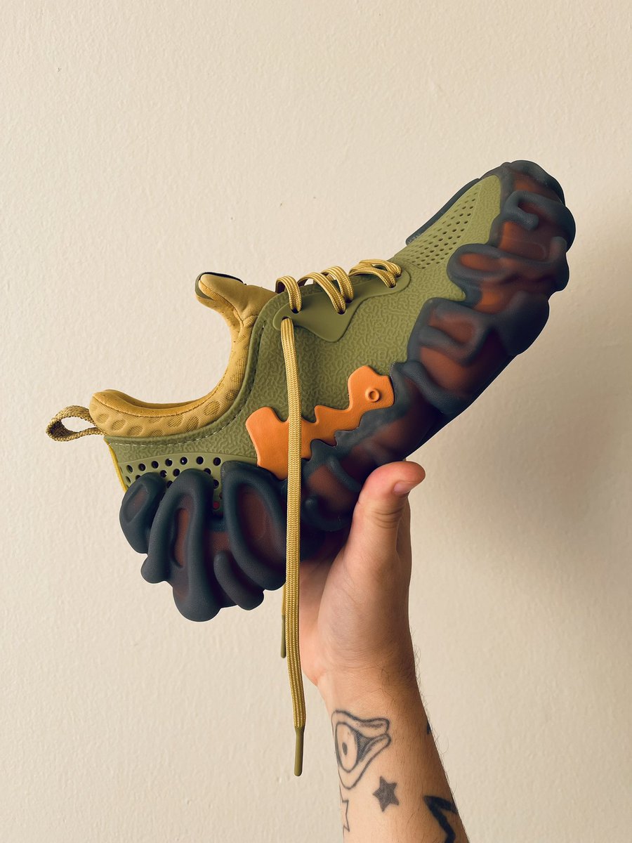 throbak1991's tweet photo. Favorite Salehe bembury x Juniper out the bunch, tahini & sudds πβ¨#crocs #salehebembury #crocsjuniper https://t.co/tCL2bXYd62