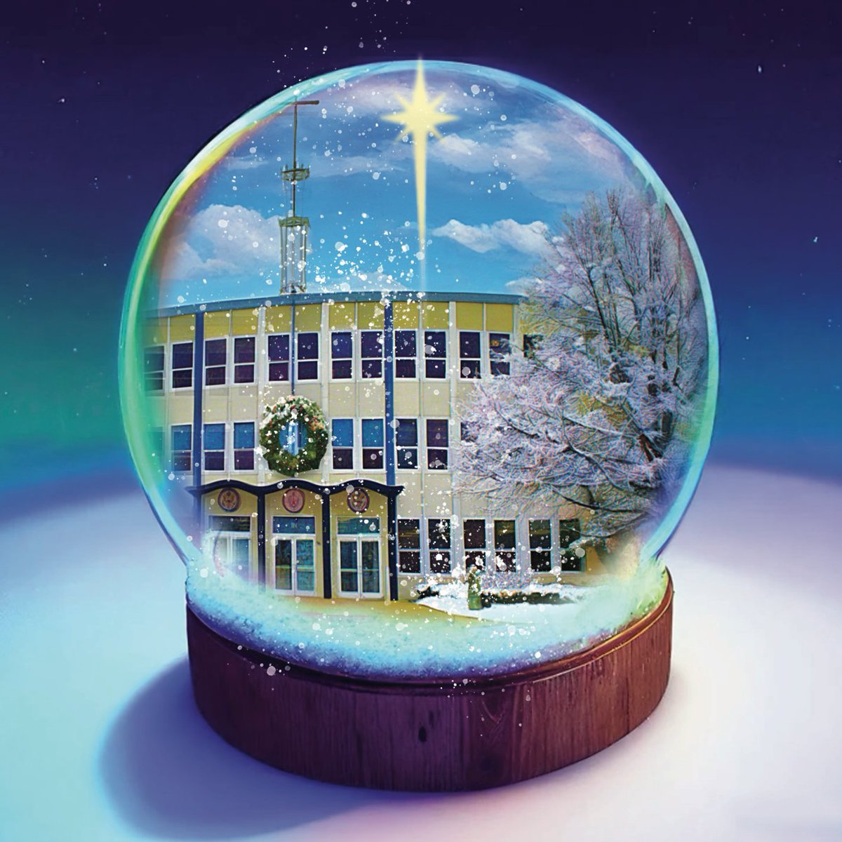 Wishing all members of the Saint Viator High School community a very blessed and Merry Christmas!