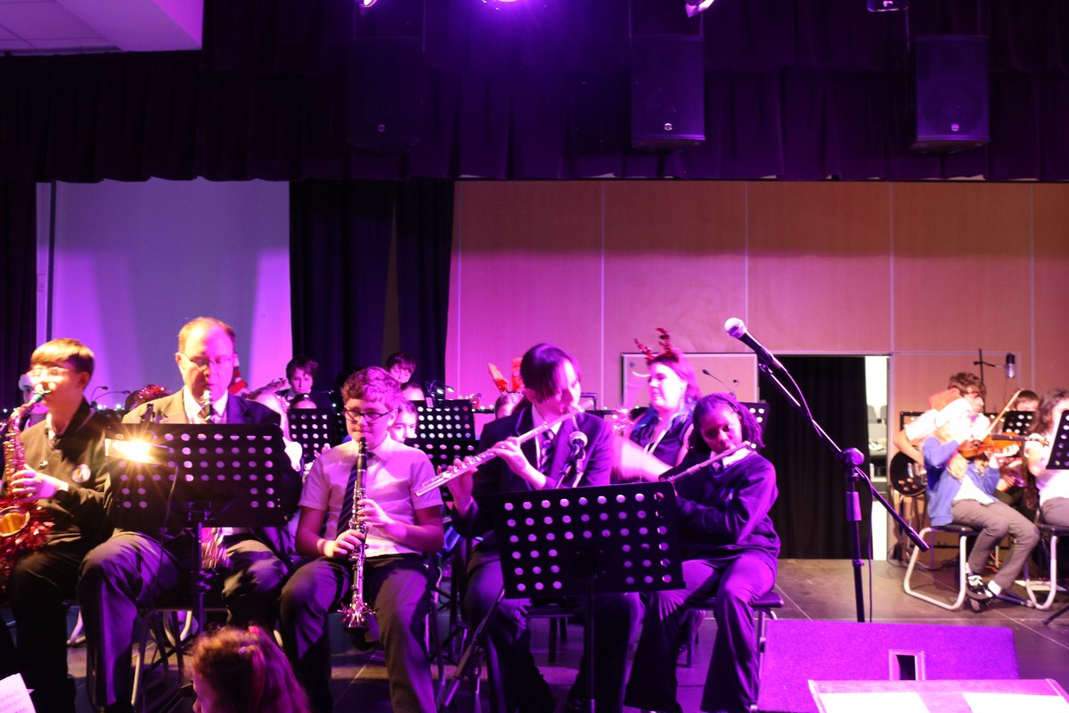 Ipswich Academy tweet media