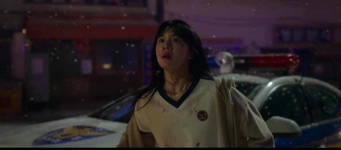 hoshiemay's tweet image. JANG HEESOO                     JANG HEESOO
    (2023)                                      (2024)