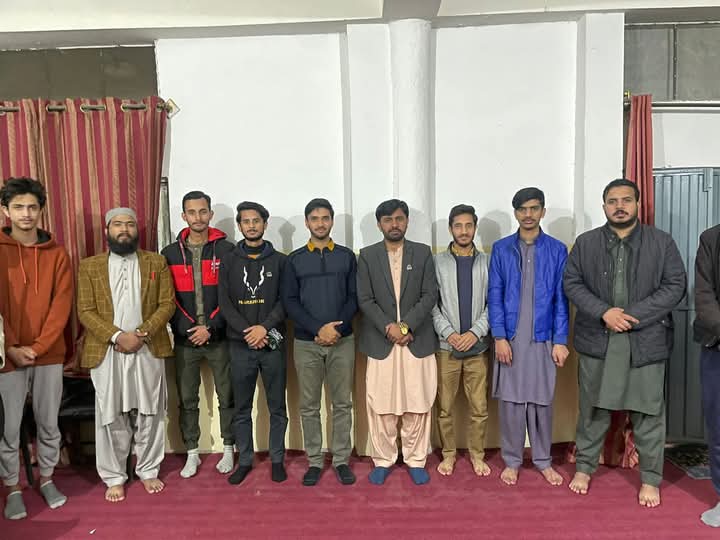 MSMofficialNP's tweet photo. مصطفوی سٹوڈنٹس موومنٹ پی پی 14 راولپنڈی وسطی کے زیر اہتمام میٹنگ کا انعقاد کیا گیا جس میں خصوصی شرکت صدر MSM شمالی پنجاب جناب راشد مصطفوی صاحب نے کی۔
مراکز علم کے قیام، اعتکاف مہم، شب بیداری اور تنظیمی استحکام پر بریفننگ دی
#MSMPP14 #ItikafCity2025 #MSMNPUNJAB #MSMRawalpindi https://t.co/hCvxZV3UKl