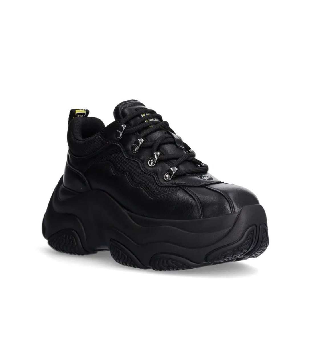 【ブクマ必須！身長が盛れるおすすめスニーカー3選】

①コンバース　ランスターレガシー
ハイカットならこれ
同ブランドのランスターモーションより自然な盛れ方がする
ソール約5.5cm

②old order turbo gt
韓国アイドルも履いてる女子ウケ◎スニーカー
ソール約5cm

③バッファロー　prowler hike