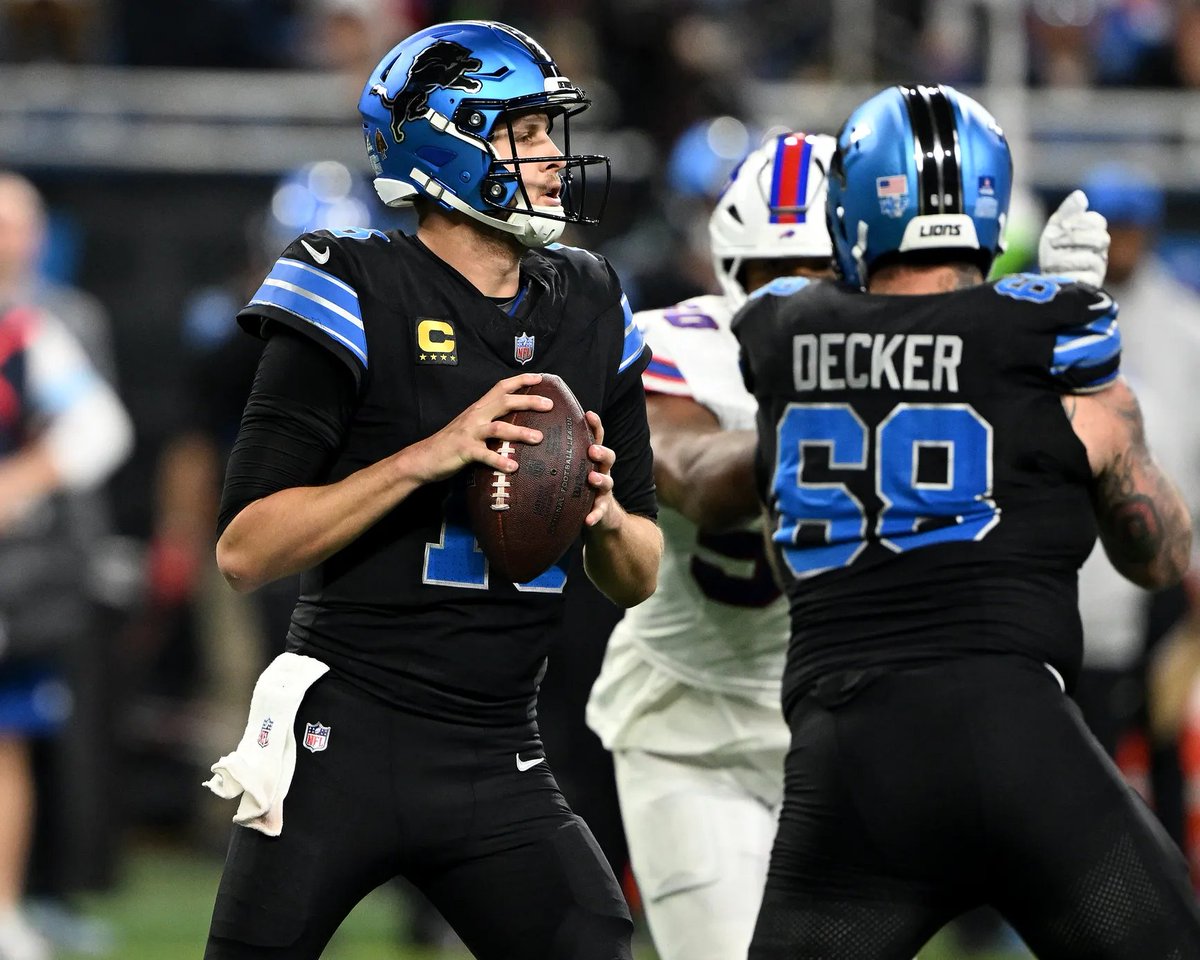 OnePride_app's tweet image. Heading into week 16, the #Lions are ranked 4th on the #NFL's power rankings🤔

They say: "This thing is falling apart at the seams, and it's sad to see." #OnePride