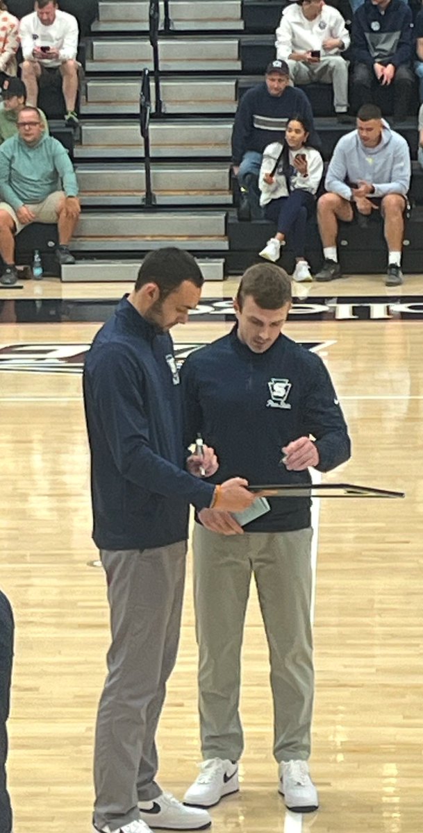 Happy Bday <a href="/davidduda10/">David Duda</a> to my favorite coach, have a great day doing what you love, should help the Nittany Lions are 9-2 💙