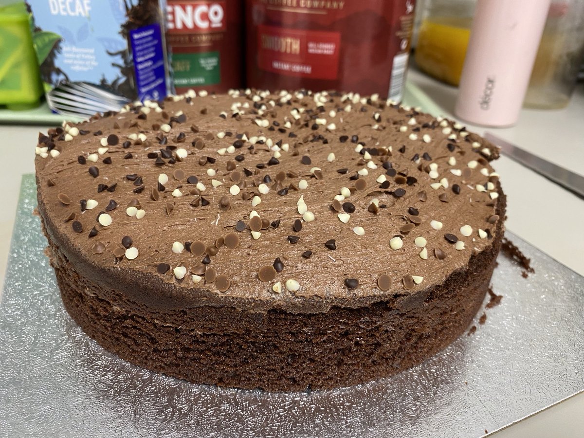 Jenn Houghton (@jennymhoughton) on Twitter photo Chocolate Cake will help get us through today🫀 Busy lists and ready for whatever comes through the door 🏥as always. Thanks to our lovely Cardiology ❤️ Operational Manager Melissa for the lovely surprise delivery <a href="/HHFTnhs/">Hampshire Hospitals</a> ❤️ <a href="/BartOlechowski/">Dr Bart Olechowski</a> Chocolate Cake will help get us through today🫀 Busy lists and ready for whatever comes through the door 🏥as always. Thanks to our lovely Cardiology ❤️ Operational Manager Melissa for the lovely surprise delivery <a href="/HHFTnhs/">Hampshire Hospitals</a> ❤️ <a href="/BartOlechowski/">Dr Bart Olechowski</a>