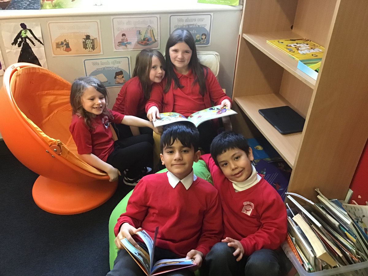 MrsScottCCPS's tweet photo. P6 teaming up with P2 to support them with their Literacy skills!😀@CorpusChristi_K https://t.co/Ucl81ytjoa