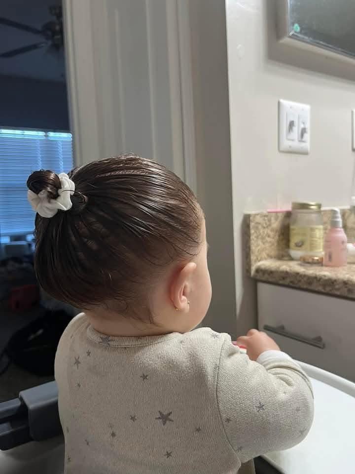 في ريحة زيت جونسون طالع من الصورة