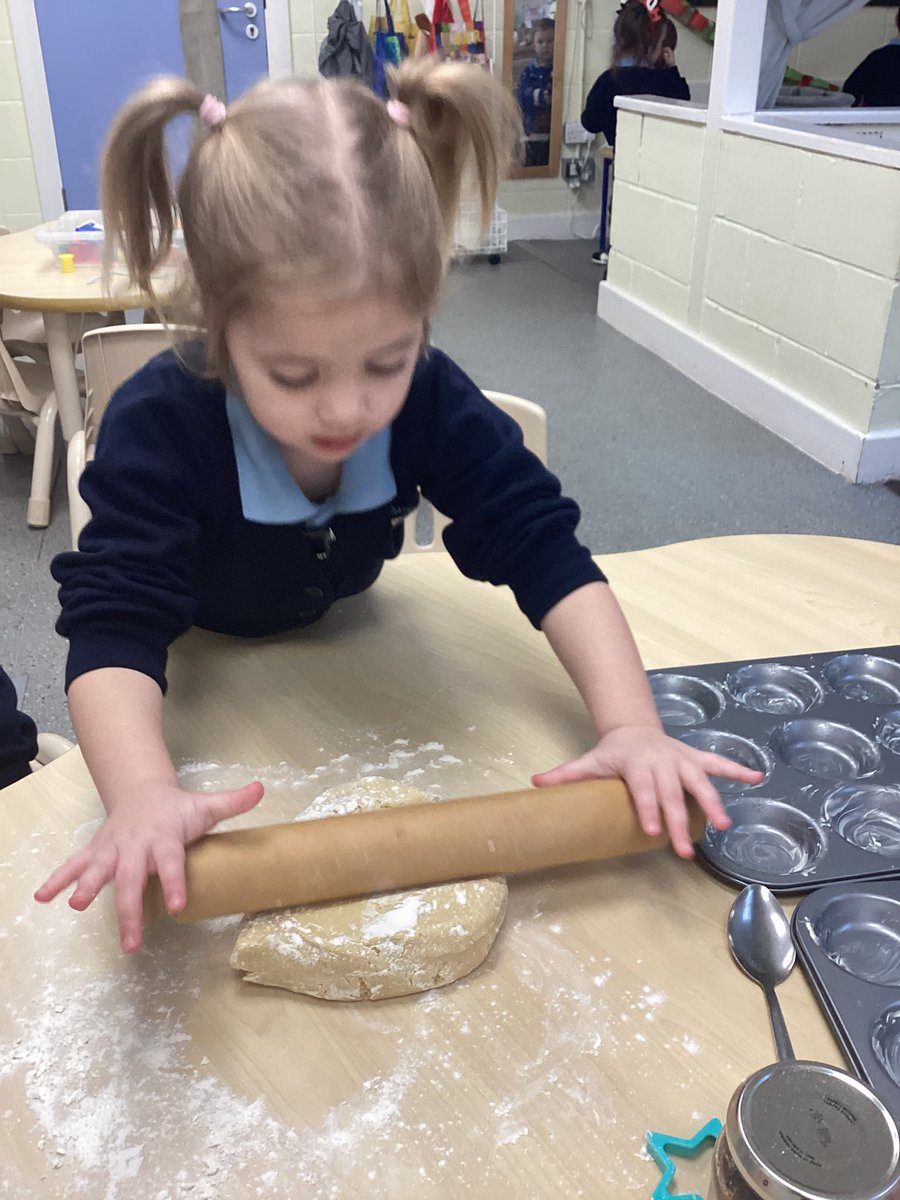 In #bigcooklittlecook this morning, we have been busy! Can you guess what we have been making? #stocktonwooduw #stocktonwoodcl #stocktonwoodead