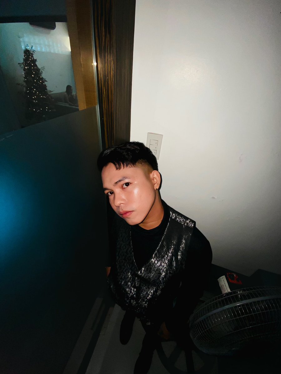 darwaynedee's tweet photo. We are all of us stars and we deserve to twinkle ✨ —Marilyn Monroe. 

#MagicApplianceGalaNight2024 https://t.co/VJTWWm8G82