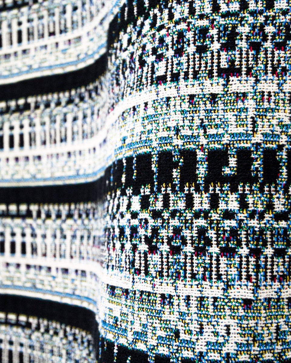 GlitchTextiles's tweet image. A Year In Code
1. iTunes Binary Throw - Detail
2. iTunes Binary Throw - Detail
glitchtextiles.com
#processing #datavisualization #visualdata #uniqlo #data #glitchtextiles #textiles #textiledesign #textileart #woven