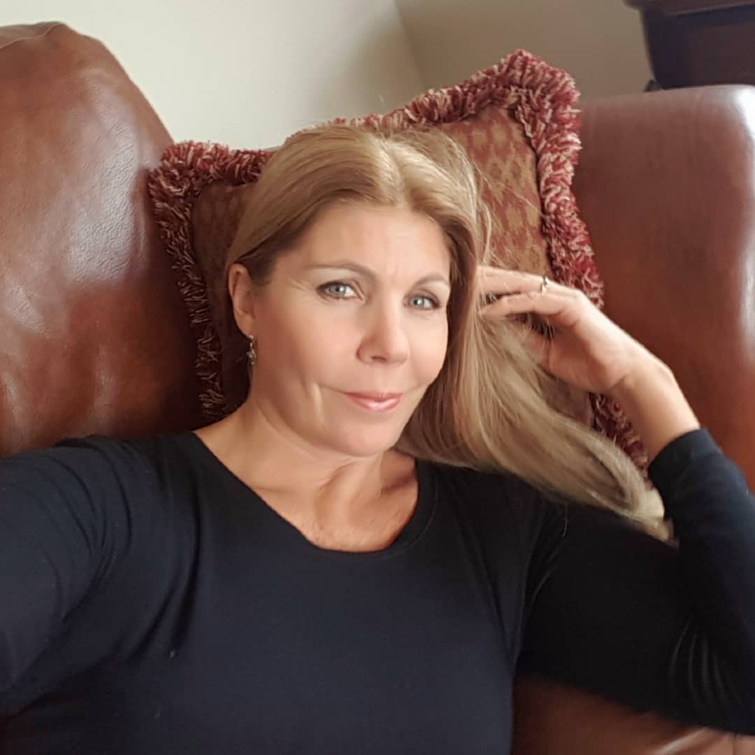 La actriz Karen Sentíes <a href="/KarenSenties1/">Karen Senties</a> cumple años; nació #UnDiaComoHoy 18 de Diciembre de 1965 en la Ciudad de México.