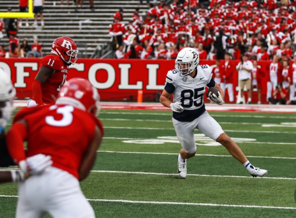 CravaackJohn's tweet photo. Love watching you play. 13 receptions for 147 yards -great redshirt Freshman year @ConnerCravaack https://t.co/YCZMLITezV