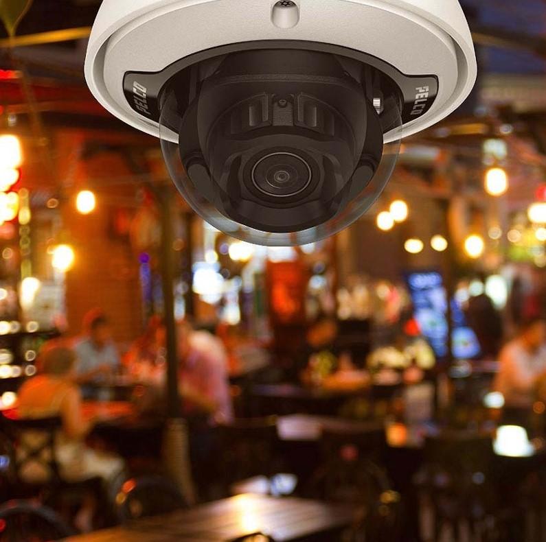 Stai per progettare un impianto di videosorveglianza in un ristorante?

Con <a href="/pelcovideo/">Pelco</a>, puoi:
- far analizzare al cliente gli orari in cui il locale è più affollato;
- tenere monitorato il magazzino e facilitare l'inventario al cliente;
- integrare altre soluzioni facilmente.