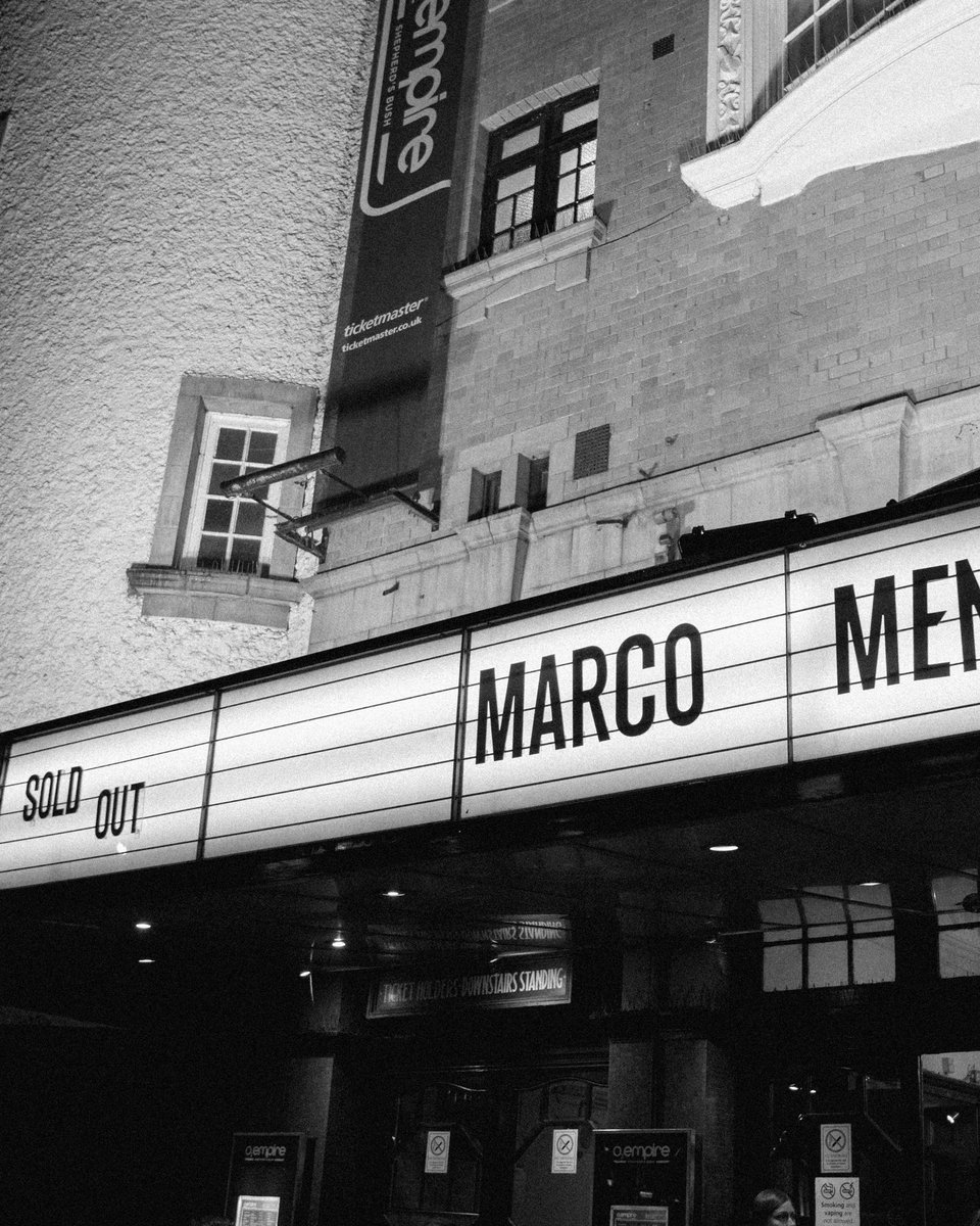 mengonimarco's tweet photo. Londra, 18 dicembre 2019. https://t.co/NowUMbykz0