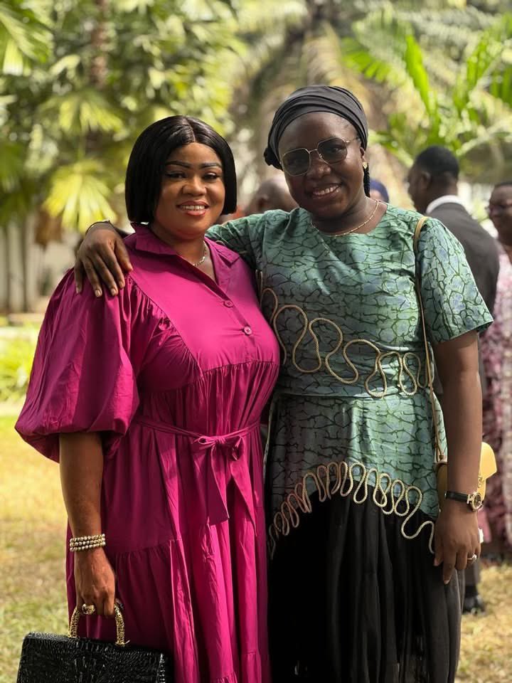 OforiwaahQueen's tweet photo. A visit to our flagbarer's house
#BouncingBackStronger
#WeShallBeBackBetter
#wearethenewpatrioticparty https://t.co/tLQ054bdxm
