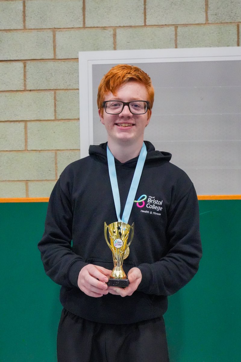 To round off the year, we brought our college community together for our Staff vs Students Sports Competition 2024! ⚽🎉

Congratulations to the students for taking the final win and earning bragging rights until next year!🏆

#MyBristolCollege #WhereNext #StaffvsStudents