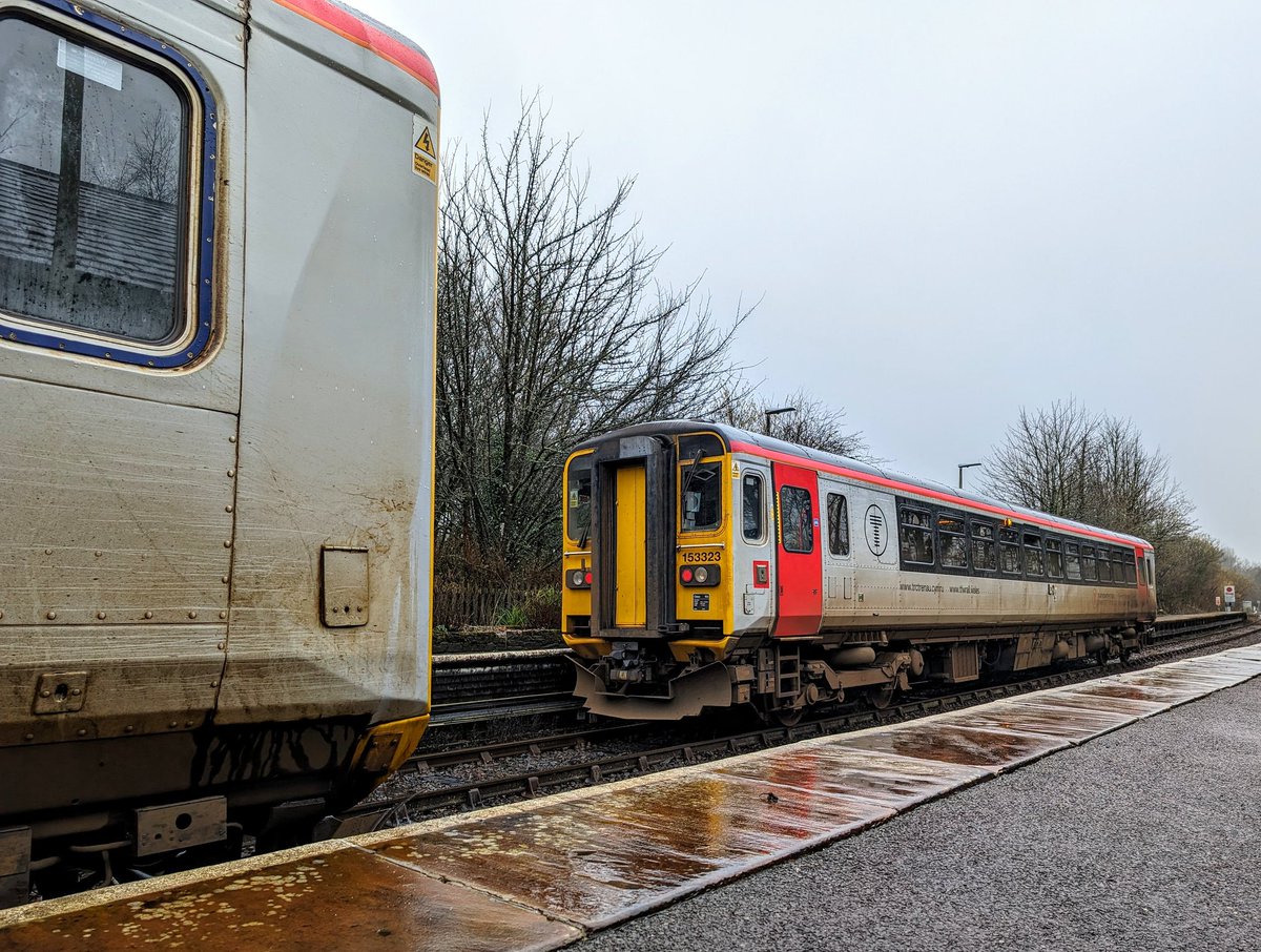 DownOnTheStour's tweet image. Year In Review 2024: February ✨

I ticked off Aberystwyth &amp;amp; the HOWL as well as riding the long awaited Class 701s and the 730 debut in WM 👏

But it also saw the end of Hope with 507002 meeting its demise 🥺

#yearinreview #class701 #PEP #heartofwales #class40 #class507 #dogbox